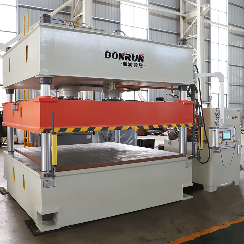 200吨汽车内饰件成型液压机