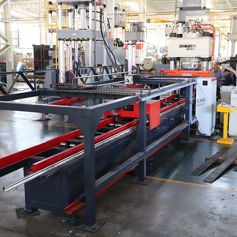 400吨锚杆托盘生产线（400吨四柱液压机）