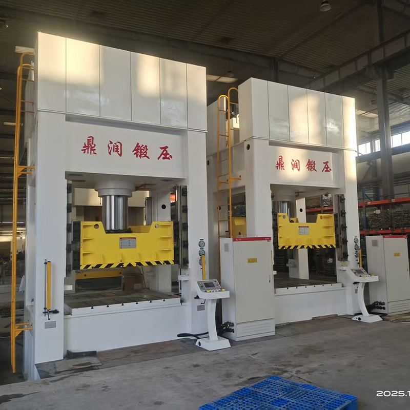 500吨框架液压机挡泥板冲压成型设备